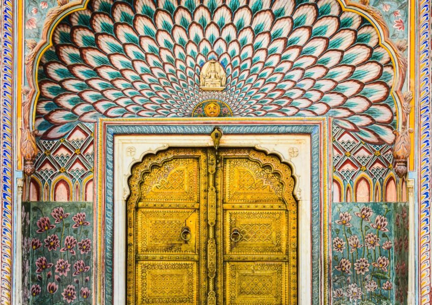 Jaipur City Sightseeing 2/Day | Maharaja Travellers | Jaipur Taxi & Tempo Travellers