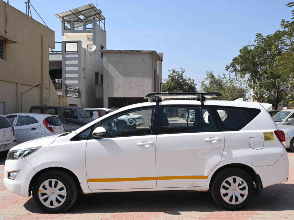 innova crysta taxi rental in jaipur